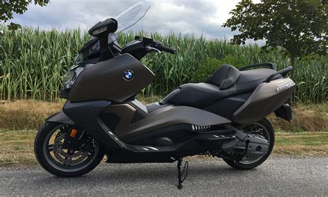 The bmw g 310 r roadster will be accompanied by g 310 gs that is powering the suzuki burgman street is the same 125cc engine that powers suzuki's best selling scooter access 125. Yamaha TMAX 530 DX ou BMW 650 GT : lequel choisir ? | Jazt.com