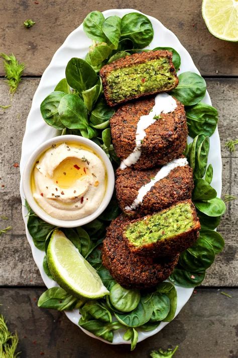 I've been googling it for a while but i cant seem to find anything of my liking. Magical Green Falafels | Recipe | Vegetarian recipes, Food ...