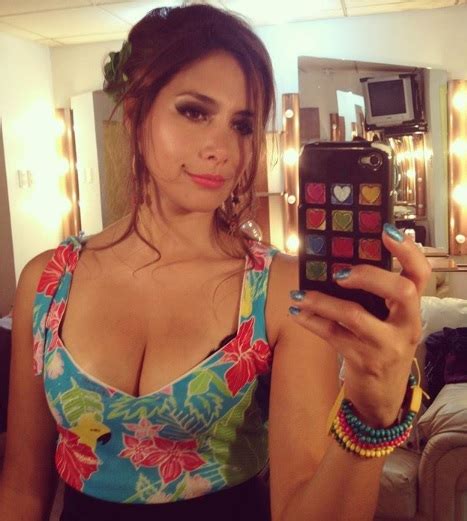 She married alvaro espinoza in 1998 and together they had two daughters. Fotos: Actriz Catalina Olcay se luce en bikini a sus 45 ...
