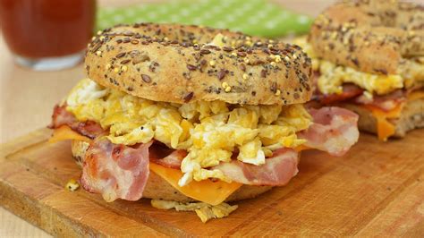 Toasted Bagels With Bacon Cheddar And Scrambled Eggs Easy Breakfast