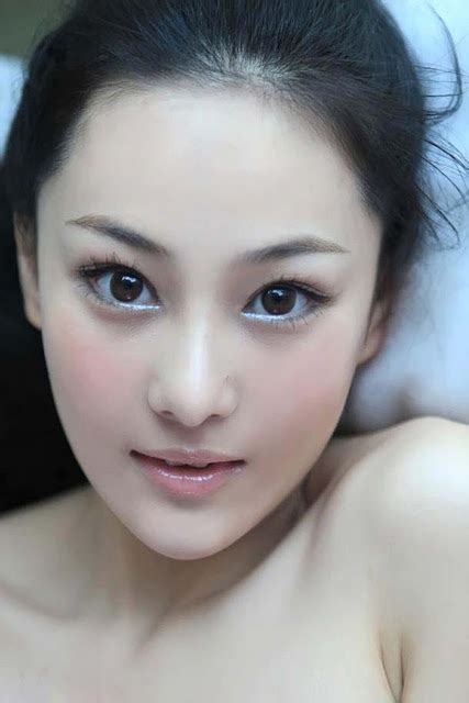 Majalah Korea Hot Zhang Xin Yu Photos Chinesse Model Hot