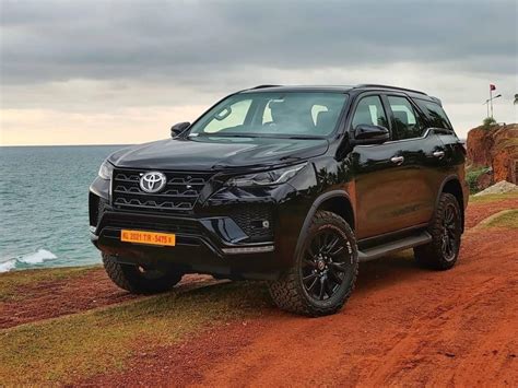 2021 Toyota Fortuner Looks Gorgeous In All Black Exterior