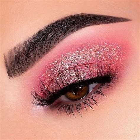 Pin By Rylee Ann On Make Up In 2020 Eye Makeup Eyeshadow Makeup