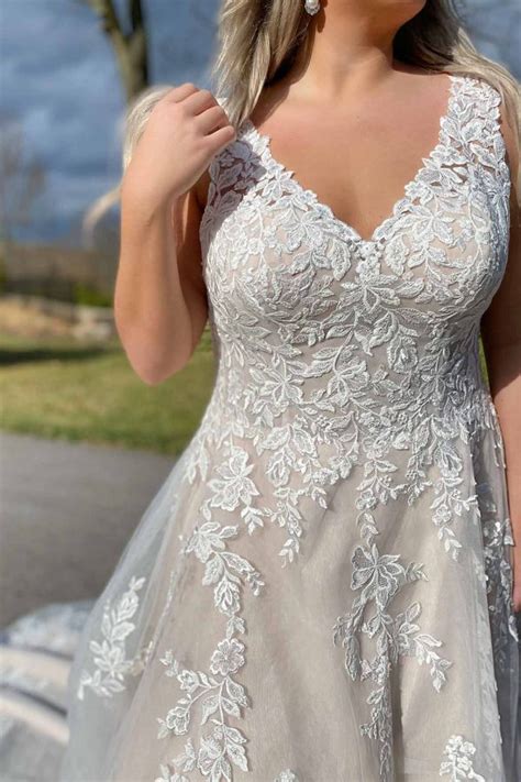 Stella York 7169 Romantic Lace Plus Size Wedding Dress Taffeta And Lace
