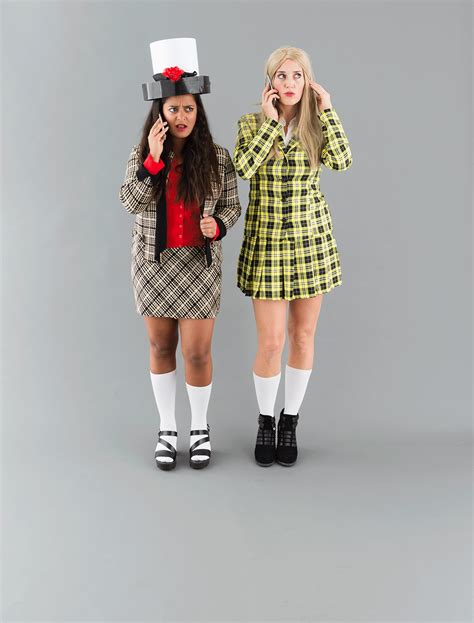 this bff clueless duo is perfect for halloween clueless halloween costume clever halloween