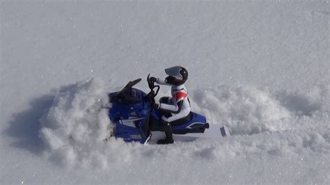 Rc Snowmobile Yamaha Sr Viper Brushless Test On Deep Snowjumping