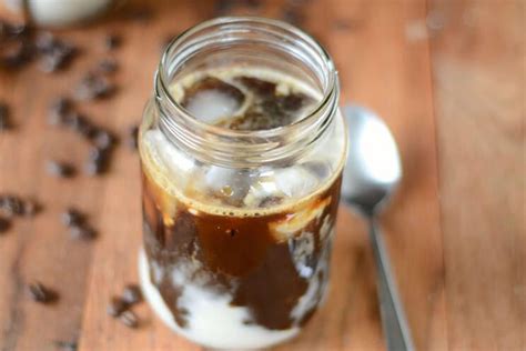 Add 1 teaspoon of ground cardamom to the iced coffee along with the sweetened condensed milk. Thai Iced Coffee with Creamy Coconut Milk | Thai iced ...