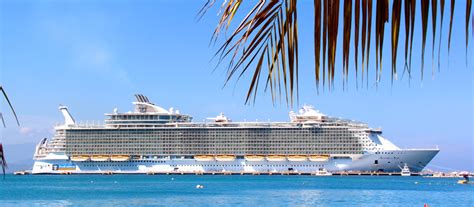 Die allure of the seas bietet platz für etwa 6300 passagiere und 2100 besatzungsmitglieder. Passion and Purpose Cruise 2018 - Allure of the Seas ...