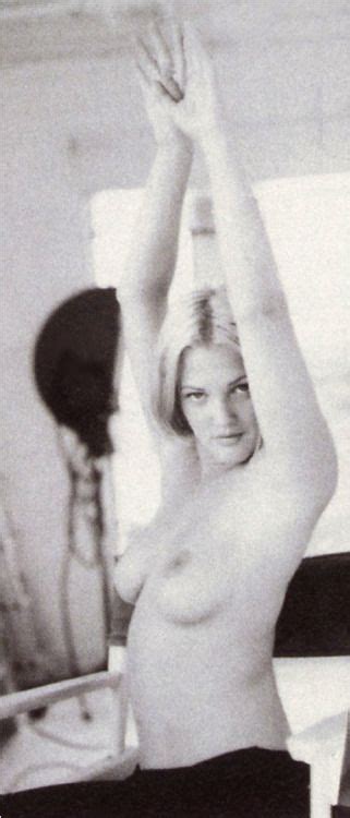 Drew Barrymore Nude 9 Photos The Fappening