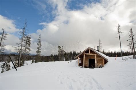 Snow Hut Stock Image Image Of Wilderness Cascades Building 13033097