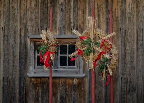 Traditional Swedish Christmas decorations | Swedish christmas decorations, Christmas decorations ...
