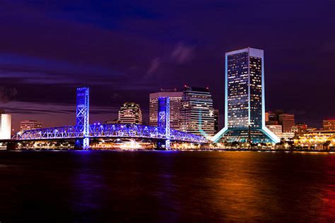 Jacksonville Florida Skyline Stock Photos Pictures And Royalty Free