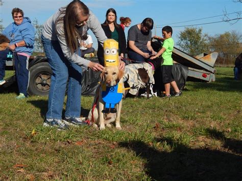 Bark Tober Fest Brings In Funds To Benefit The Humane Society