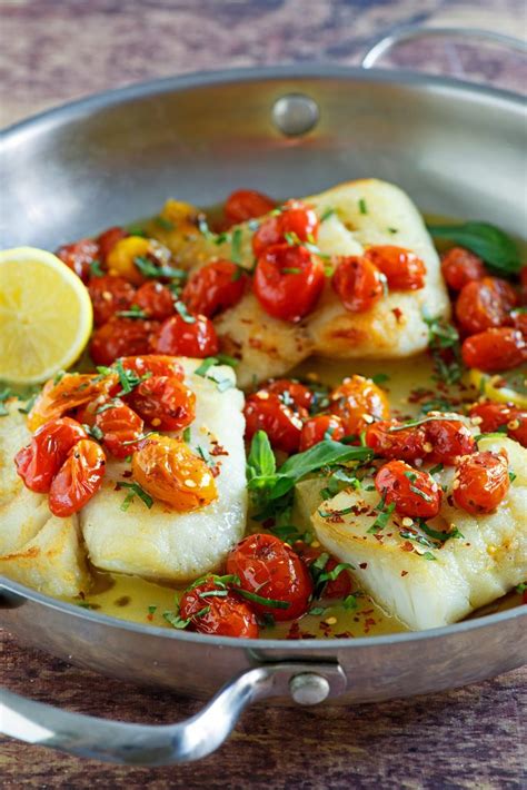 Pan Seared Cod With Tomato Basil Sauce Recipe Cod Recipes Healthy