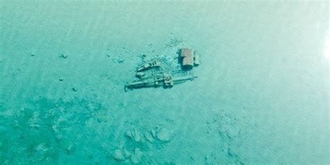 Stunning Photos Reveal Centuries Old Shipwrecks In Lake Michigan Huffpost
