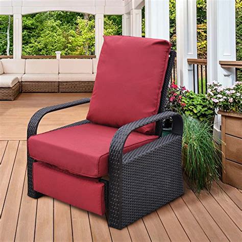 Best Outdoor Recliner Chairs To Have In Your Patio Or By The Pool