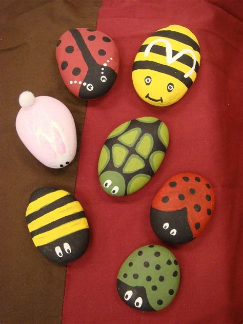 Stunning 20 Painted Rocks For Artistic Yard And Garden Ideas