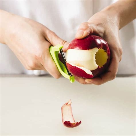 How To Core And Peel Apples Cooks Illustrated