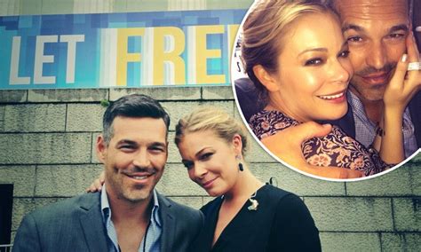 Leann Rimes Tweets Up A Storm As She Happily Rings In Her 31st Birthday Daily Mail Online