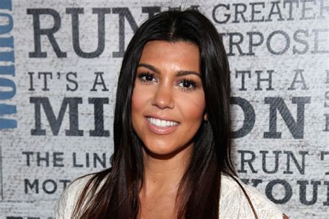 Heavily Pregnant Kourtney Kardashian Poses Naked “this Is What My Body Was Meant To Do