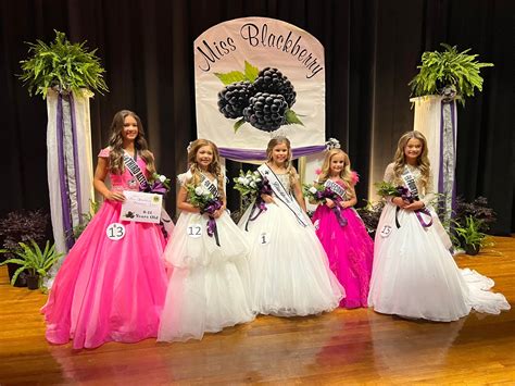 New Reigns Begin As Miss Blackberry Queens Are Crowned The Clanton Advertiser The Clanton