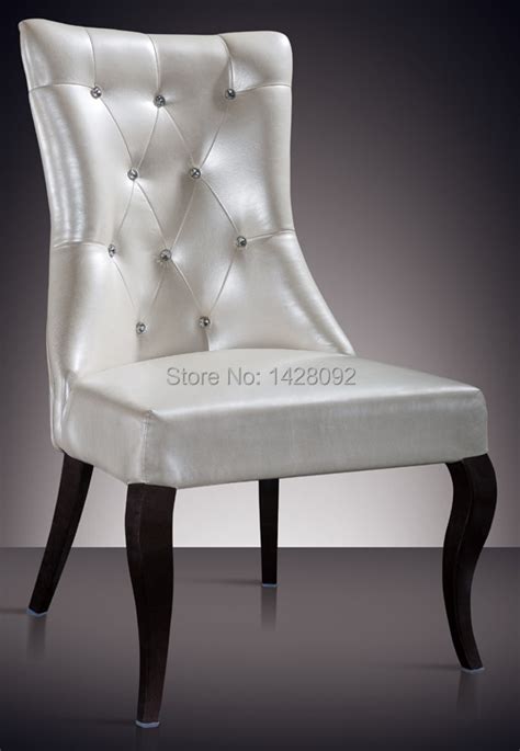 European And American Style Comfortable White Upholstered Hotel Lobby