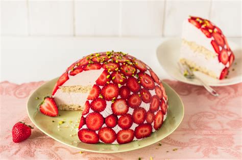We did not find results for: Erdbeer-Kuppeltorte mit Mascarpone | Rezept in 2020 ...