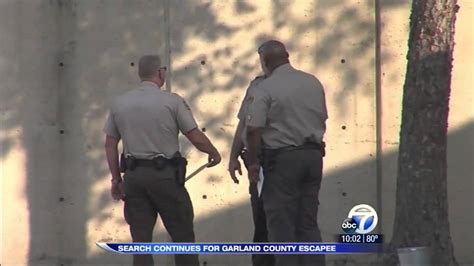 Garland County Jail Escapee - YouTube