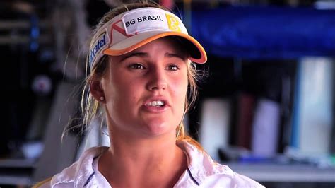 Martine soffiatti grael is a brazilian sailor in the 49er fx class. Preparação de Ouro - Kahena Kunze e Martine Grael - YouTube