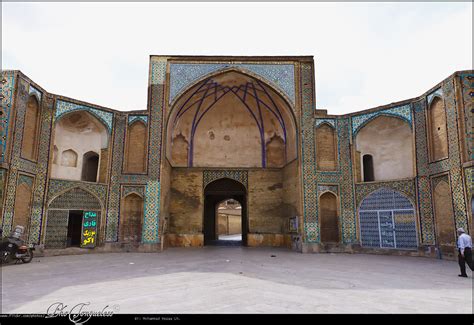 مسجد جامع عتیق Ancient Jameh Mosque گفته می‌شود که قدیمی Flickr