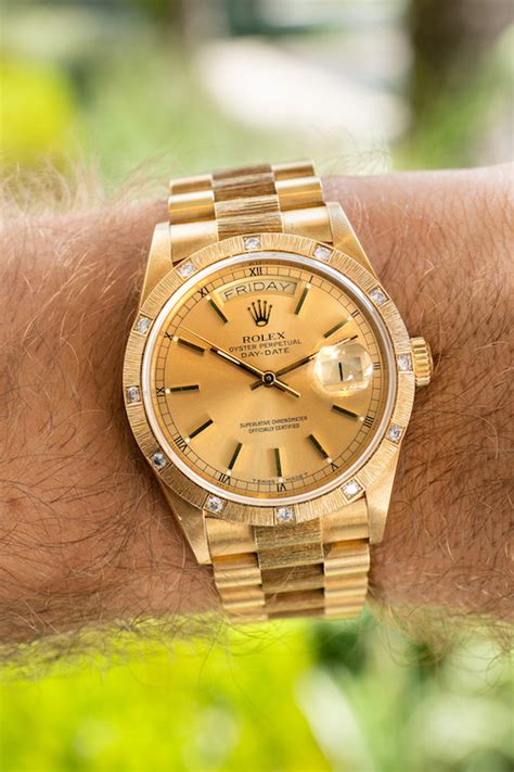 Review 18k Yellow Gold Rolex 18108 President Day Date