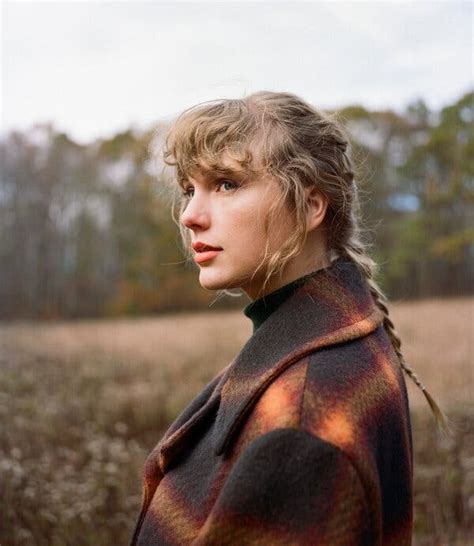 This is a place where you can share all your amazing taylor swift wallpapers. Taylor Swift Announces Second Surprise Album of 2020 ...