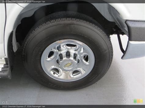 2013 Chevrolet Express Lt 3500 Passenger Van Wheel And Tire Photo