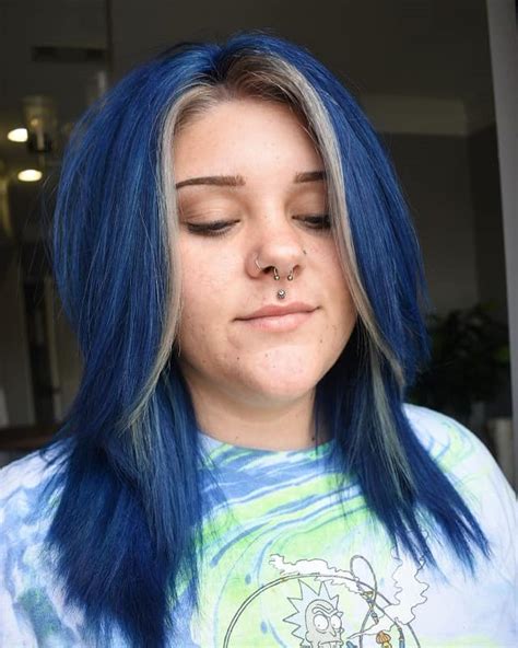 32 Beautiful Midnight Blue Hair Color Ideas Haircut Insider