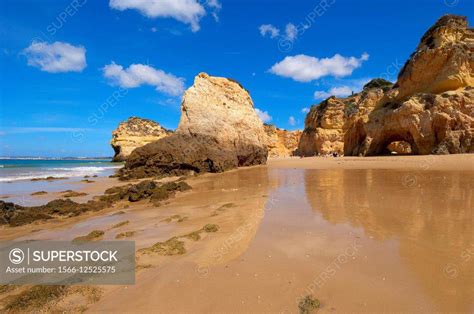 Tres Irmaos Beach Portimao Alvor Praia Dos Tres Irmaos Algarve Portugal Europe SuperStock