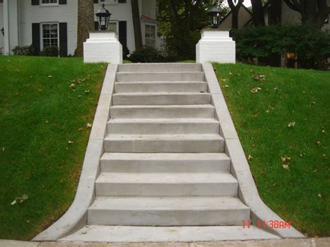Concrete Sidewalks and Steps - A. Pietig Concrete & Brick Paving