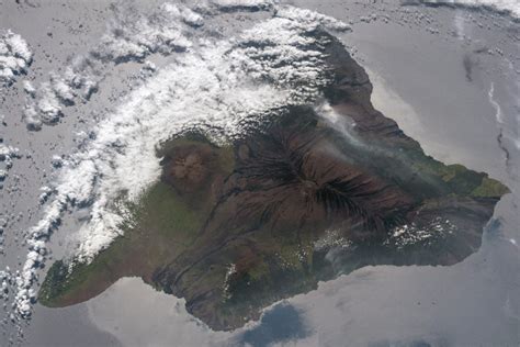 Heavy Rainfall May Have Sparked Kilaueas Explosive 2018 Eruption