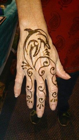 #henna #henna style #bridal henna #henna tattoo #henna art #art #arabic #arab #khaleeji #india #indian #maghreb #saudi arabia #uae #emirates #hennaart #hennadesign #hennatattoo #tattoo #henna tattoo #indie #indian #wow #pretty #cute #girly things #girly stuff #fashion #cool stuff #cool. Henna dolphin. www.facelation.com | My art | Pinterest | Henna