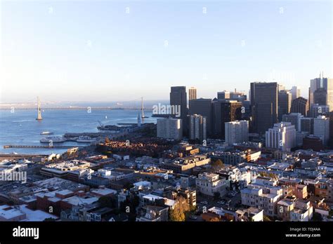 cityscape of San Francisco and skyline at dawn Stock Photo - Alamy