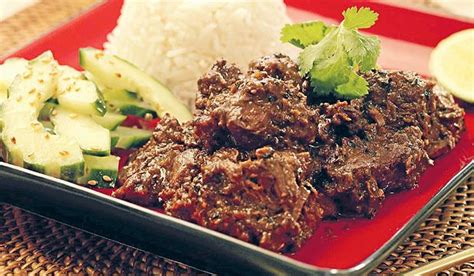 Then add the coconut milk, sugar, tamarind paste and the halved shallots or chunky red onions. Recipe: Simple beef rendang | Beef rendang slow cooker, Recipes, Food processor recipes