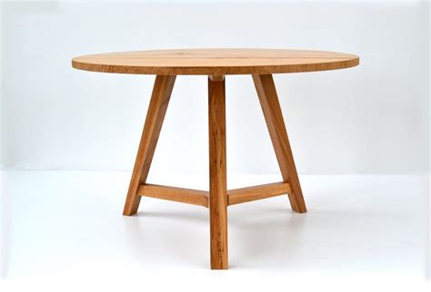 Bespoke Dining Tables Handmade Oak Dining And Kitchen Tables Makers