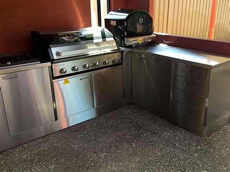 Luwa luxury products is your resource for luxury appliances. Stainless Steel Outdoor Kitchens - Adelaide