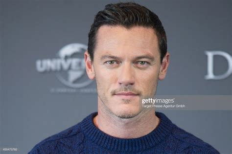 Luke Evans Attends The Dracula Untold Photocall At Ritz Carlton On