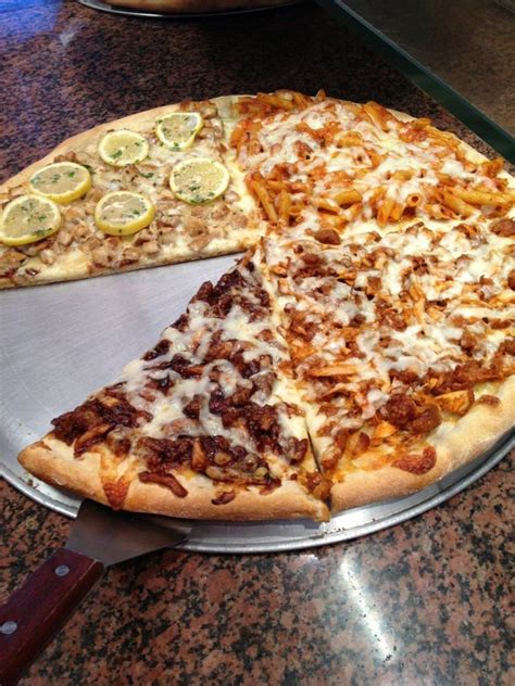 Yelps Top 10 Pizza Places In Bethel And Brookfield Do You Agree