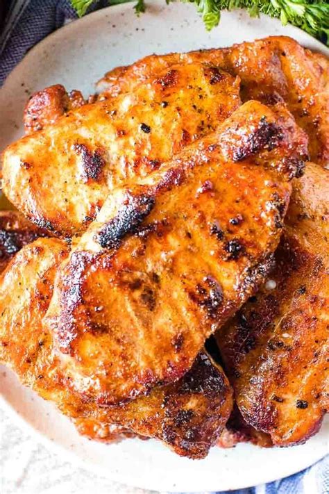 These Easy Grilled Boneless Pork Chops Have A Delicious Homemade Rub