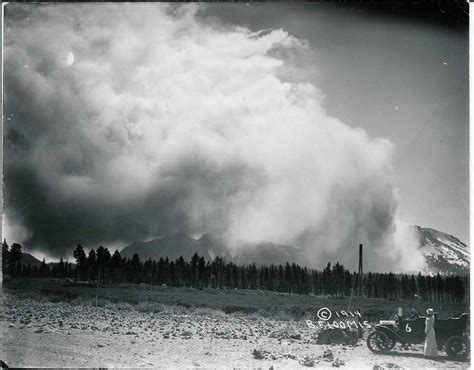 Captured Moment In Time Photos From Lassen Volcano Eruption