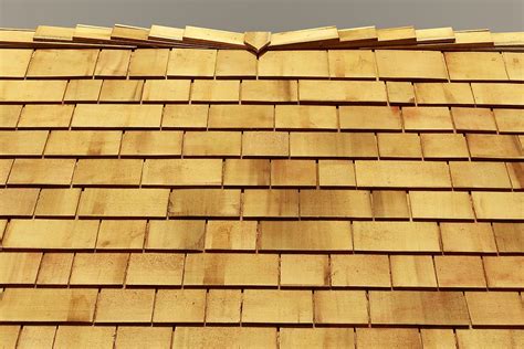A Guide To Cedar Shingles Roofing Cladding Insulation Magazine Rci