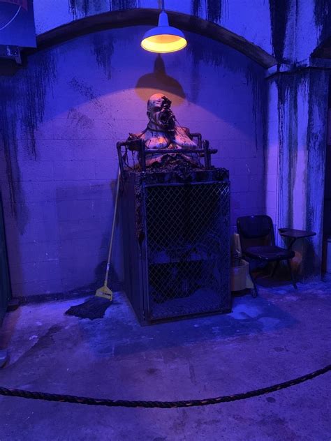 Dungeon Of Doom Haunted House 70 Photos And 95 Reviews 600 29th St