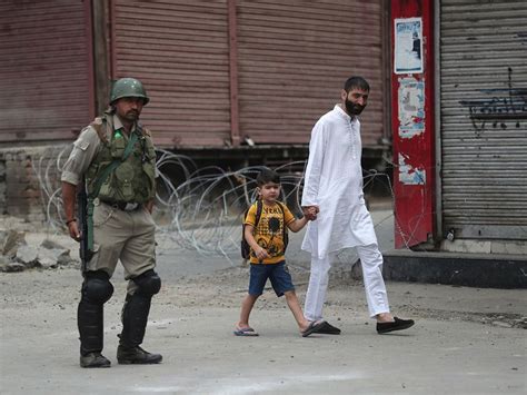 In Pictures Children In The Midst Of Kashmir Lockdown India Gulf News