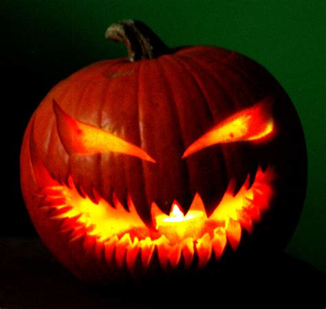 60 Best Cool Creative And Scary Halloween Pumpkin Carving Ideas 2014